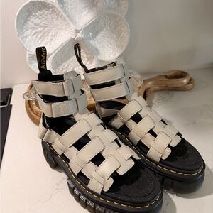 Dr. Martens Women's Sandals in Cream and Black